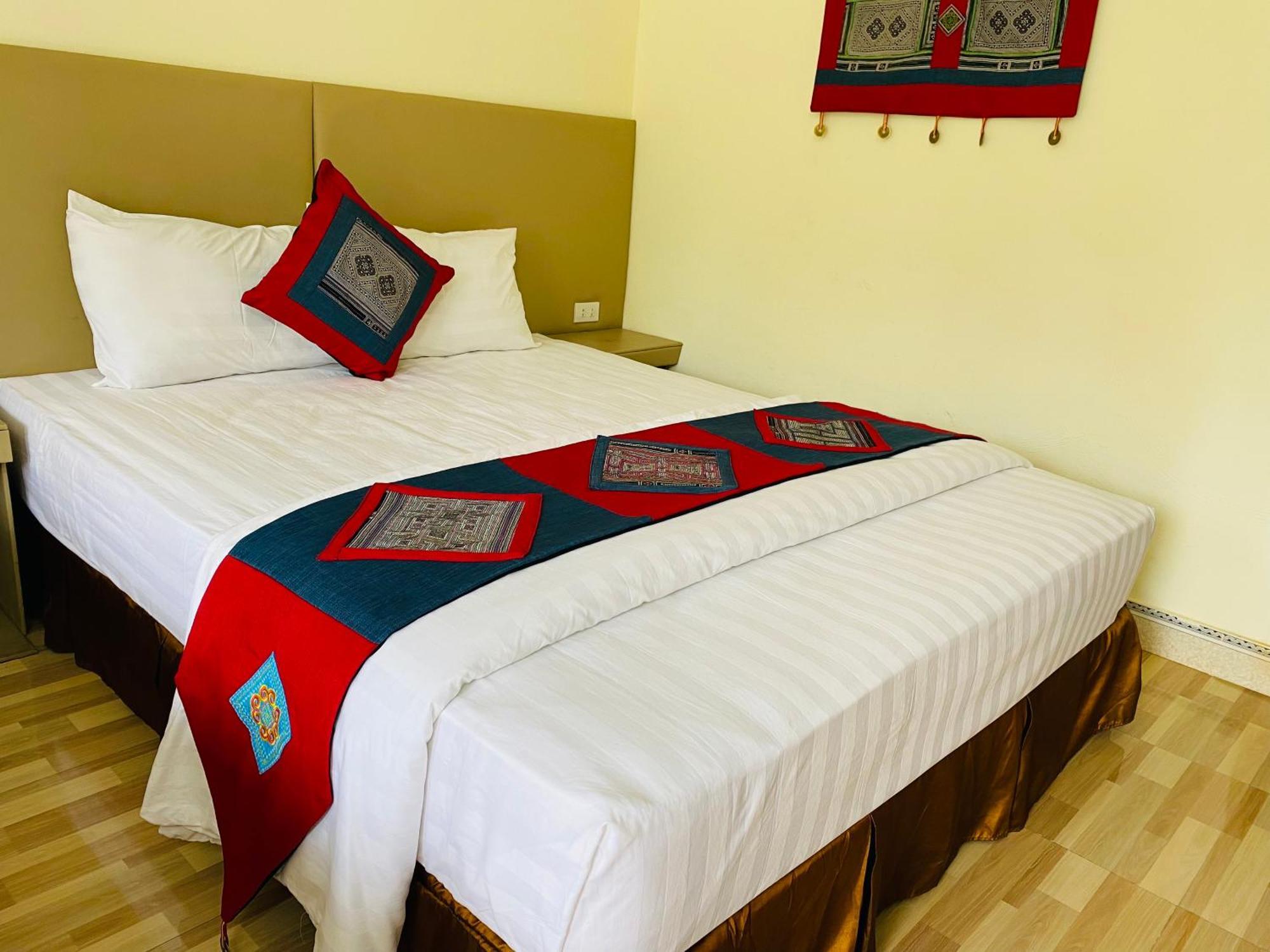 Ba Be Legend Hotel Экстерьер фото